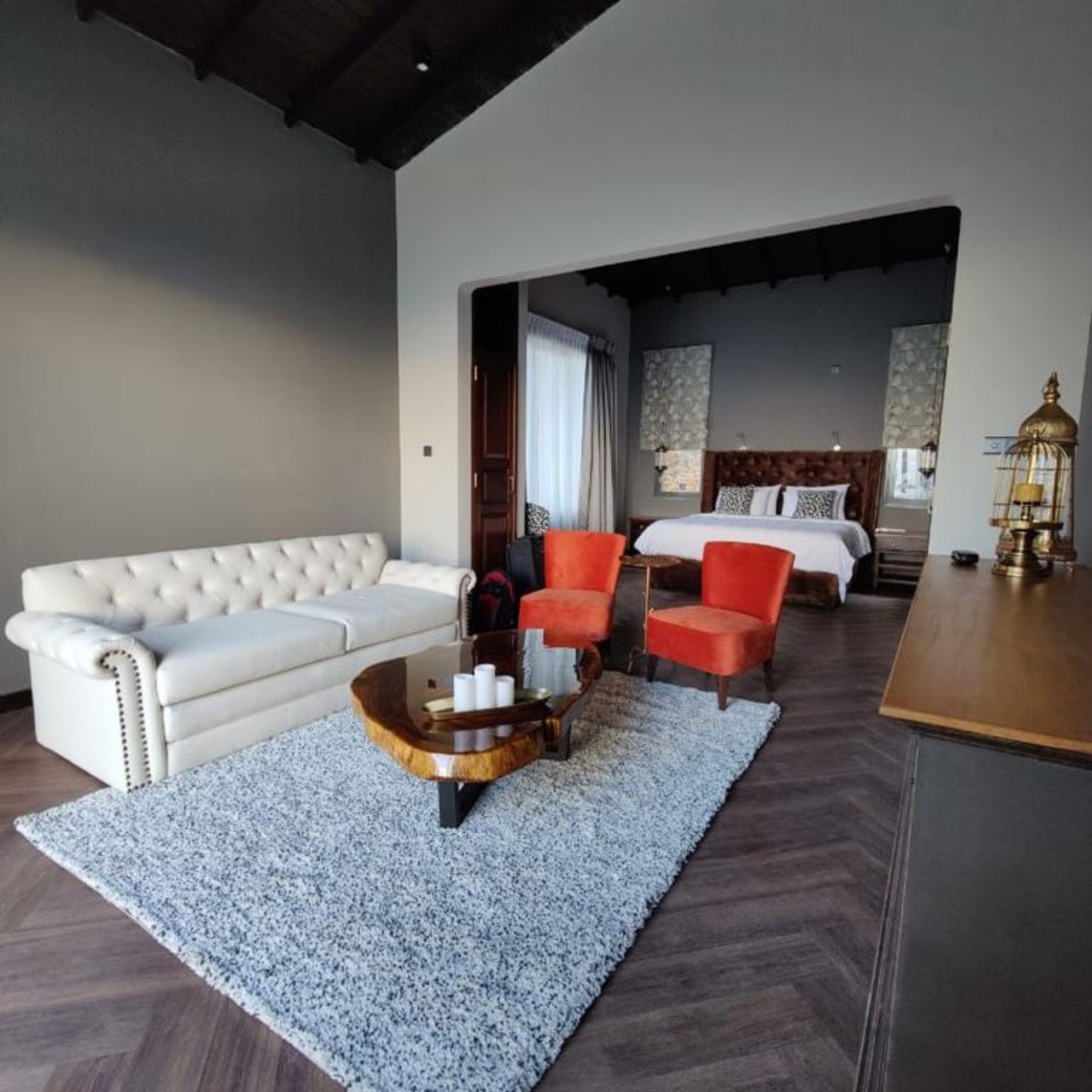 2 or 3 Days in a villa for 2 people: Double luxury rooms with mountain view + half-board dining