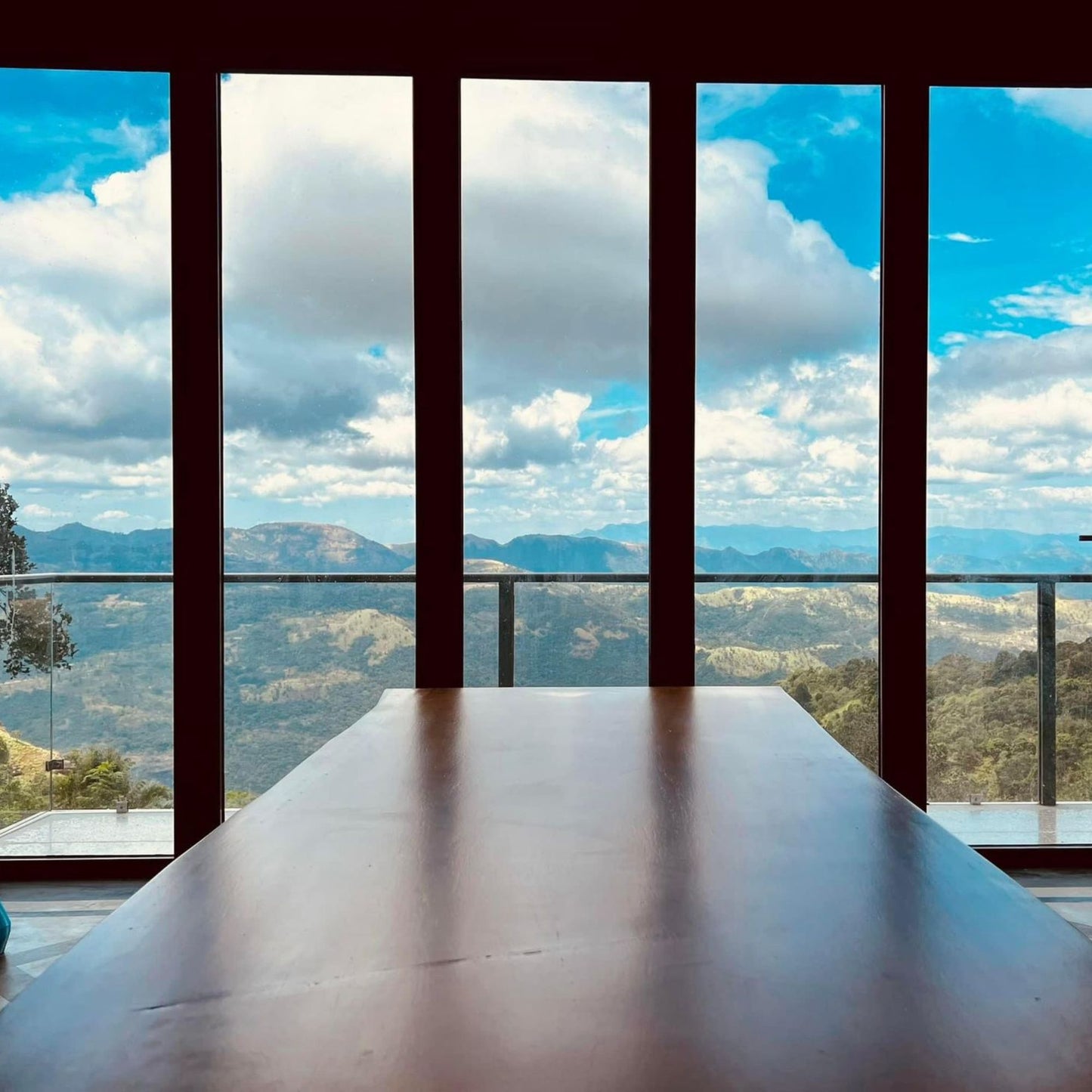 2 or 3 Days in a villa for 2 people: Double luxury rooms with mountain view + half-board dining