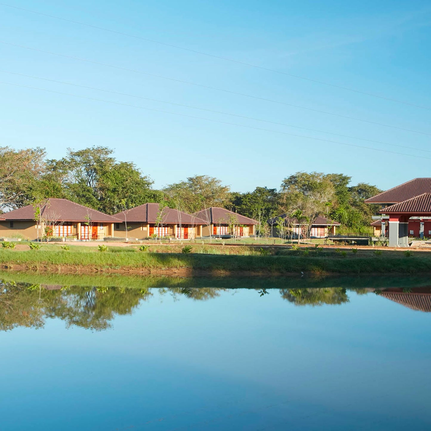 -59% offer for 3 or 4 Days with Private Jacuzzi, Full-board fine dining, Pools & Safari for 2 people