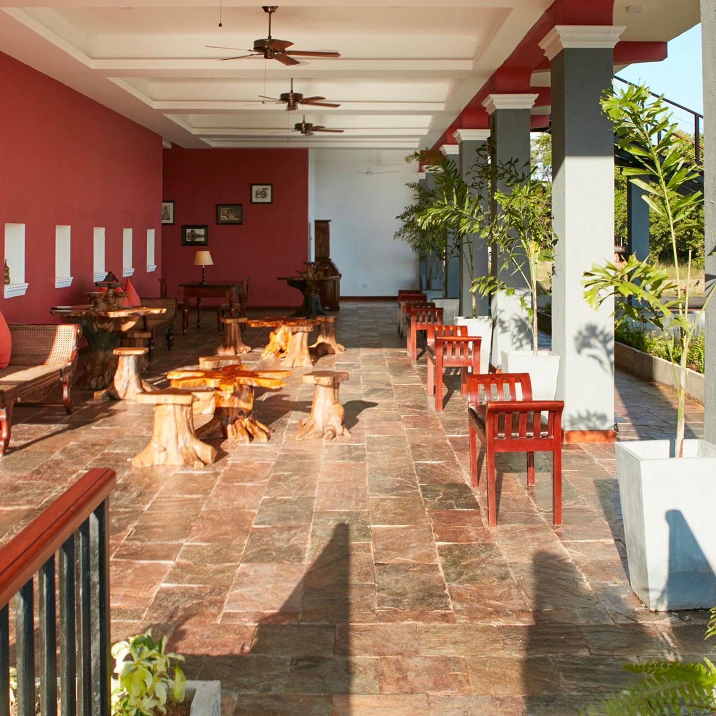 -59% offer for 3 or 4 Days with Private Jacuzzi, Full-board fine dining, Pools & Safari for 2 people
