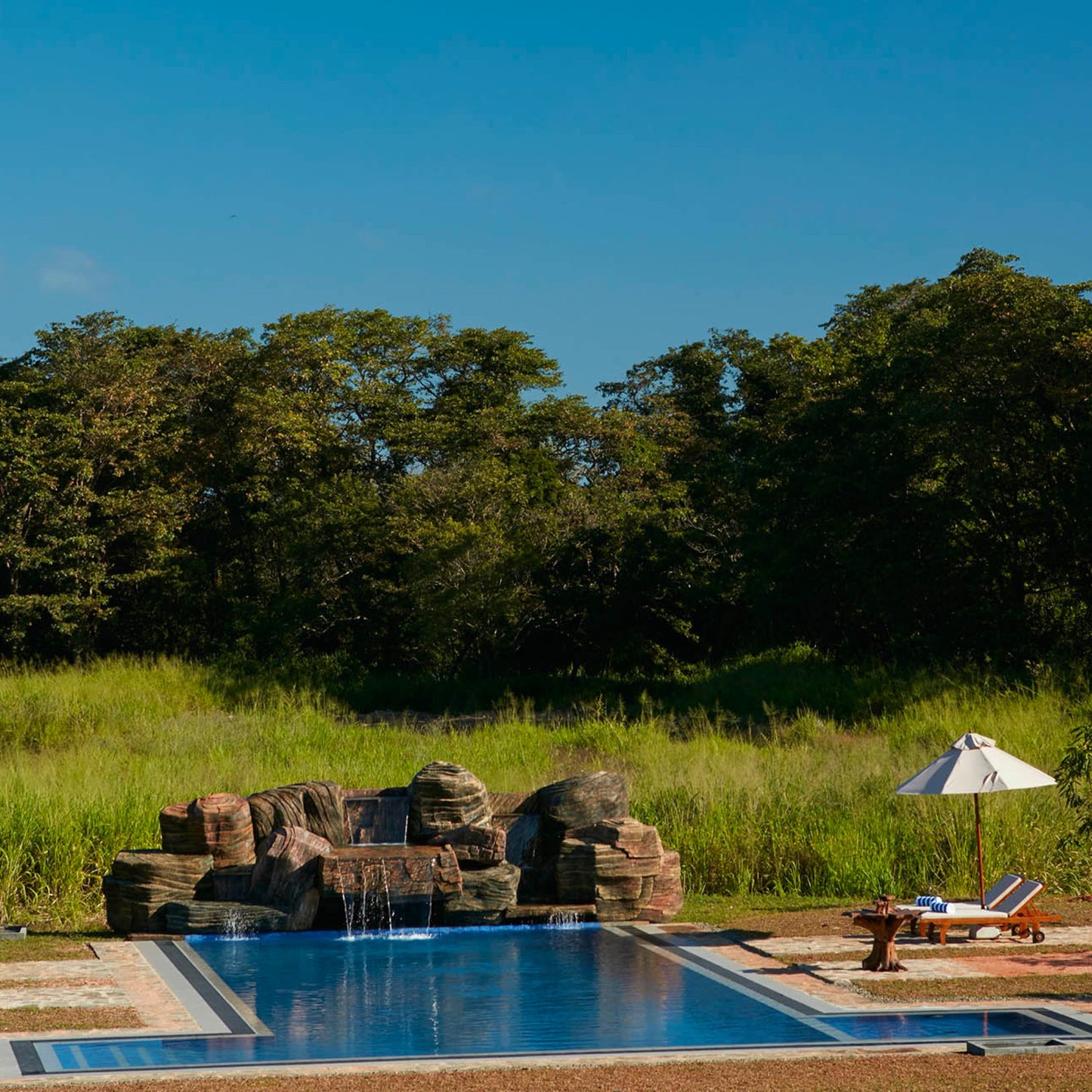 -59% offer for 3 or 4 Days with Private Jacuzzi, Full-board fine dining, Pools & Safari for 2 people