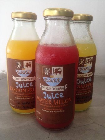 36% OFF for 2x Sweet waffles or 2x large pancakes and 2x Juices at English Cake company Colombo 05