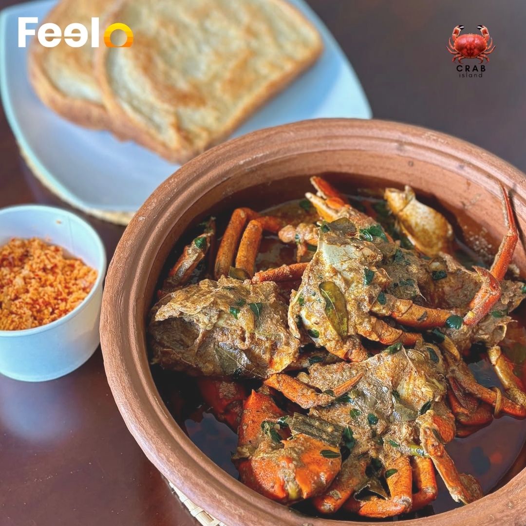 1kg of Jaffna Crab Curry Pot with Roast Paan and Pol Sambol by CrabIsland.lk | Kotte - CrabIsland.lk, Kotte | Feelo