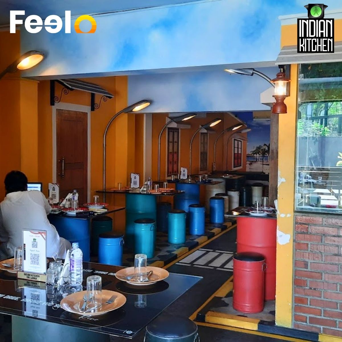 4 Chicken puff parotta with 1x Shredded Chicken Gravy and 1x Kesari or Halwa Dessert - INDIAN KITCHEN, Colombo 03 | Feelo